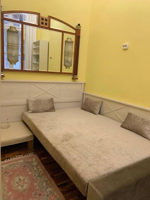 Central Location For One Person Budapest Exterior foto